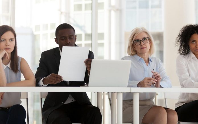 Interviewers-Cant-Stand-When-You-Do-This Interviewers Can't Stand It When You Do This