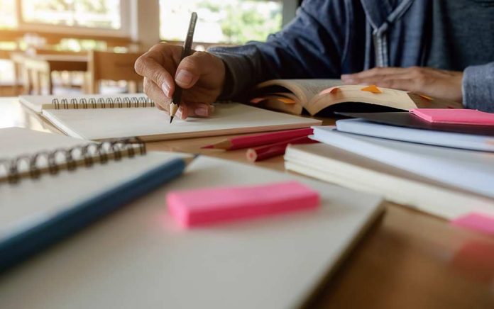 5-Ways-to-Cut-Back-to-School-Costs 5 Ways to Cut Back-to-School Costs