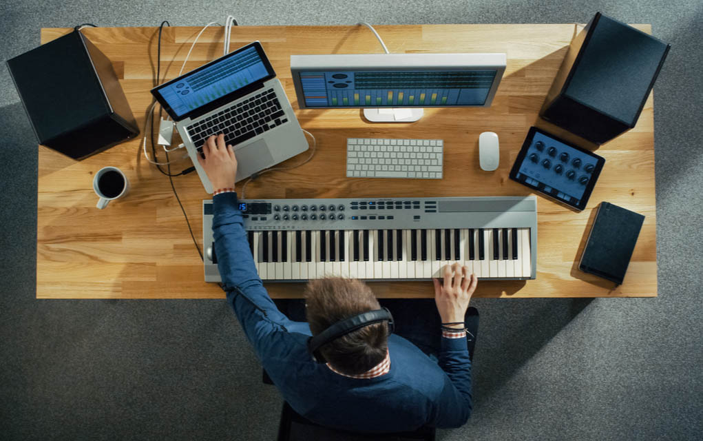 How to Create a Home Office in Quarantine Given Us