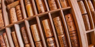 4 Ways to Reuse Old Wine Corks