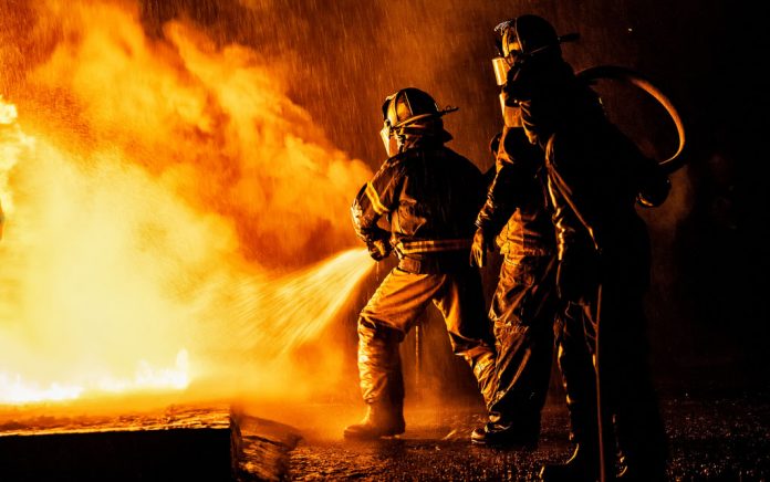 Let's Give This Heroic Firefighter a Hand Let's Give This Heroic Firefighter a Hand