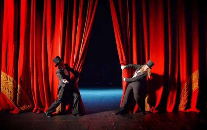 The-10 Weirdest-Theatres-in-the-World The 10 Weirdest Theatres in the World