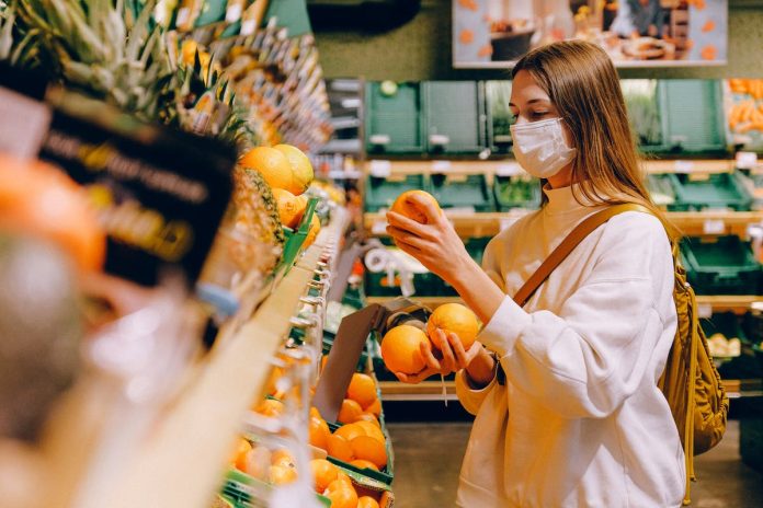 pexels-photo-3962294 Grocery shopping hacks